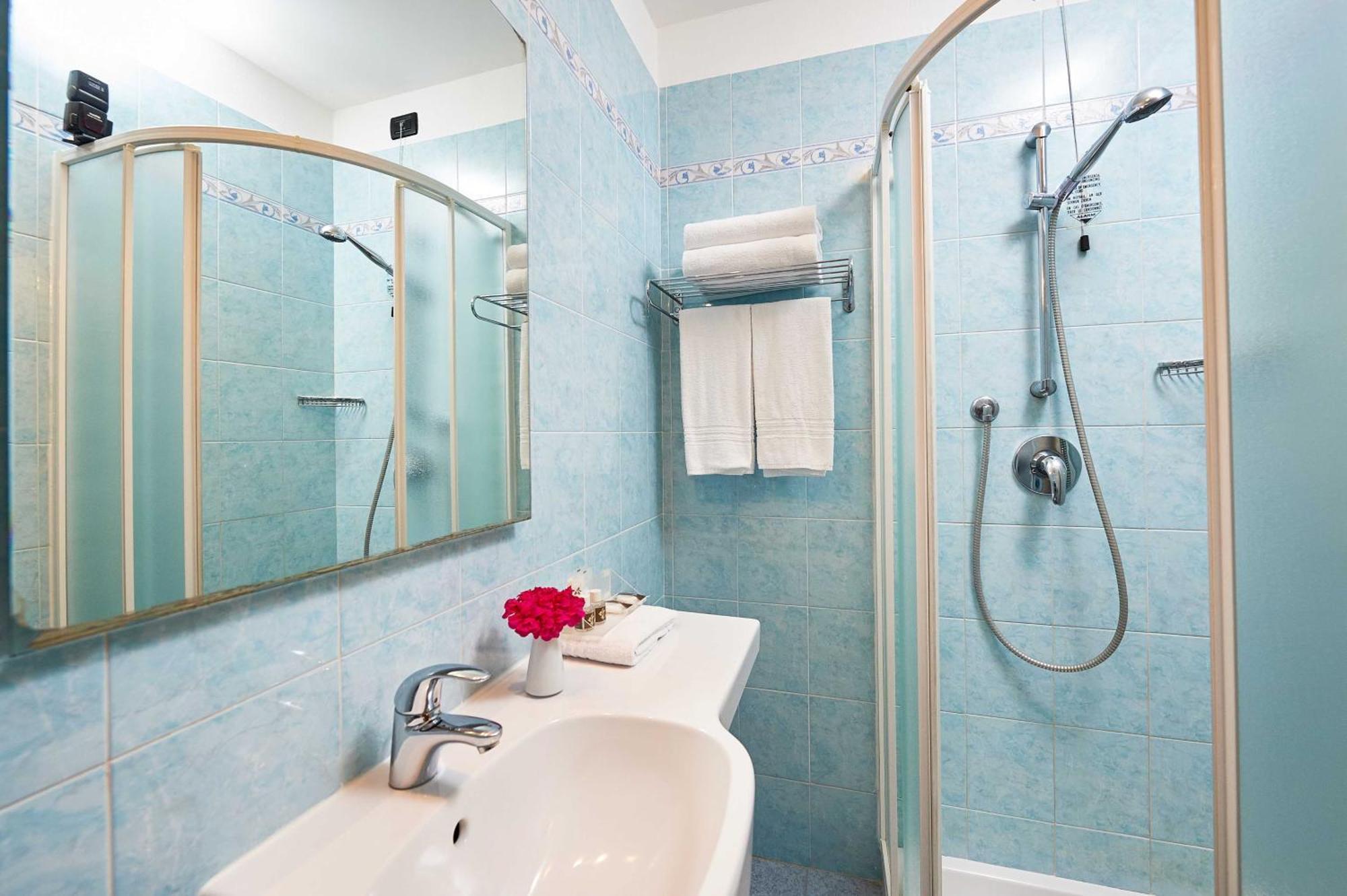 Hotel Corallo อิมเปรีอา ห้อง รูปภาพ